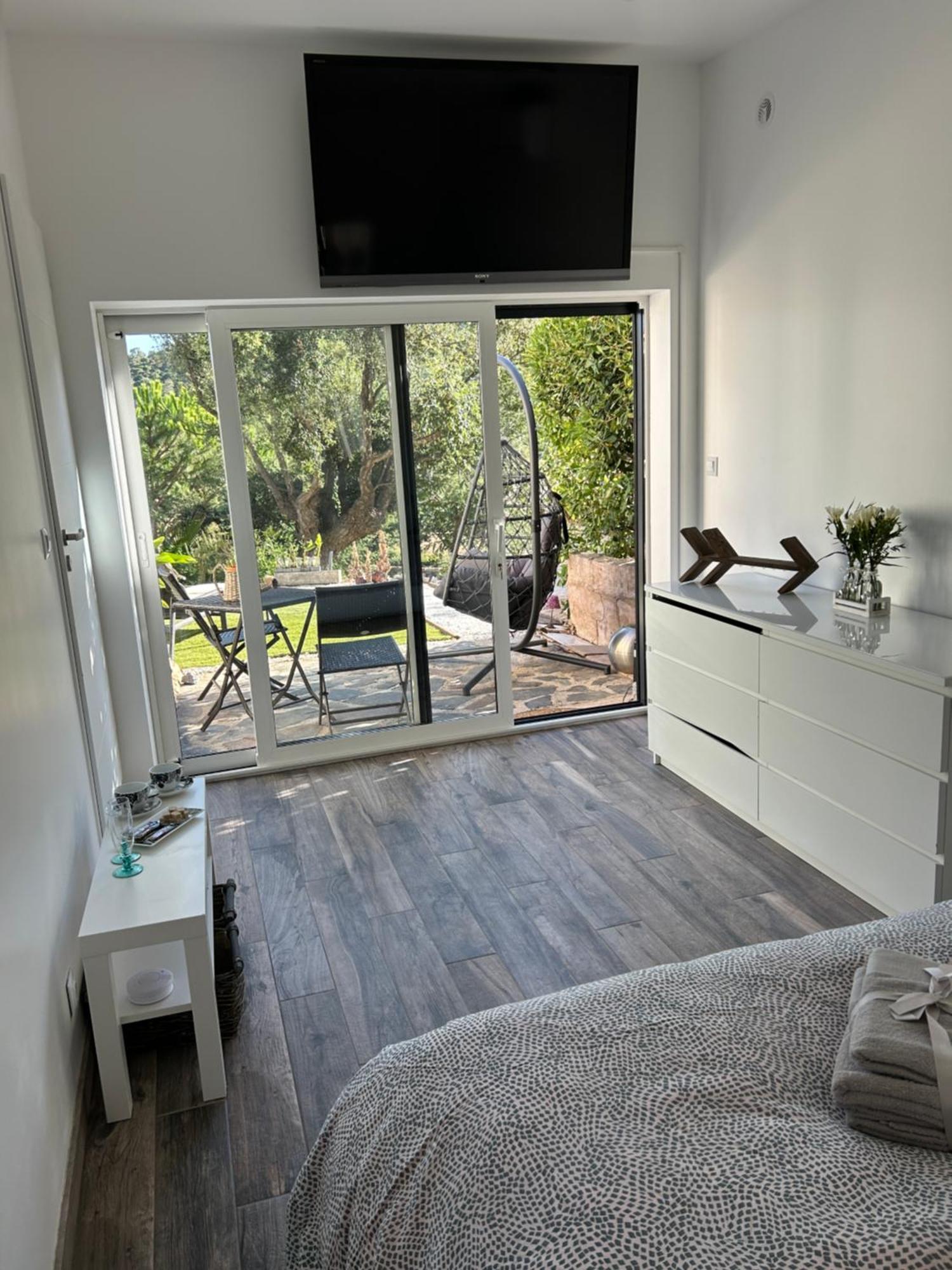 Belle Chambre Privee Avec Le Jardin Privatif Et Le Jacuzzi Cavalaire-sur-Mer Exterior photo